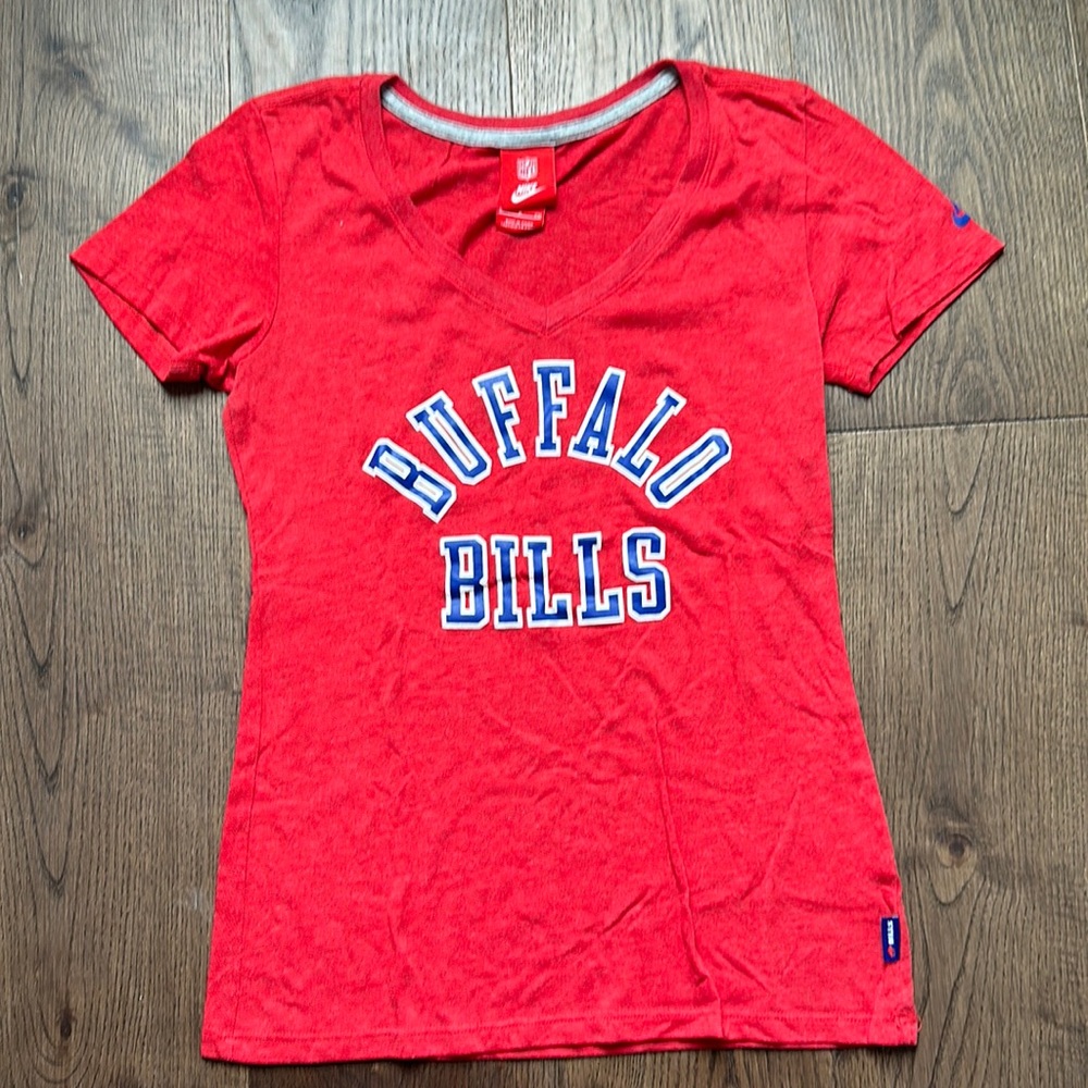 Women’s small Buffalo Bills T-shirt